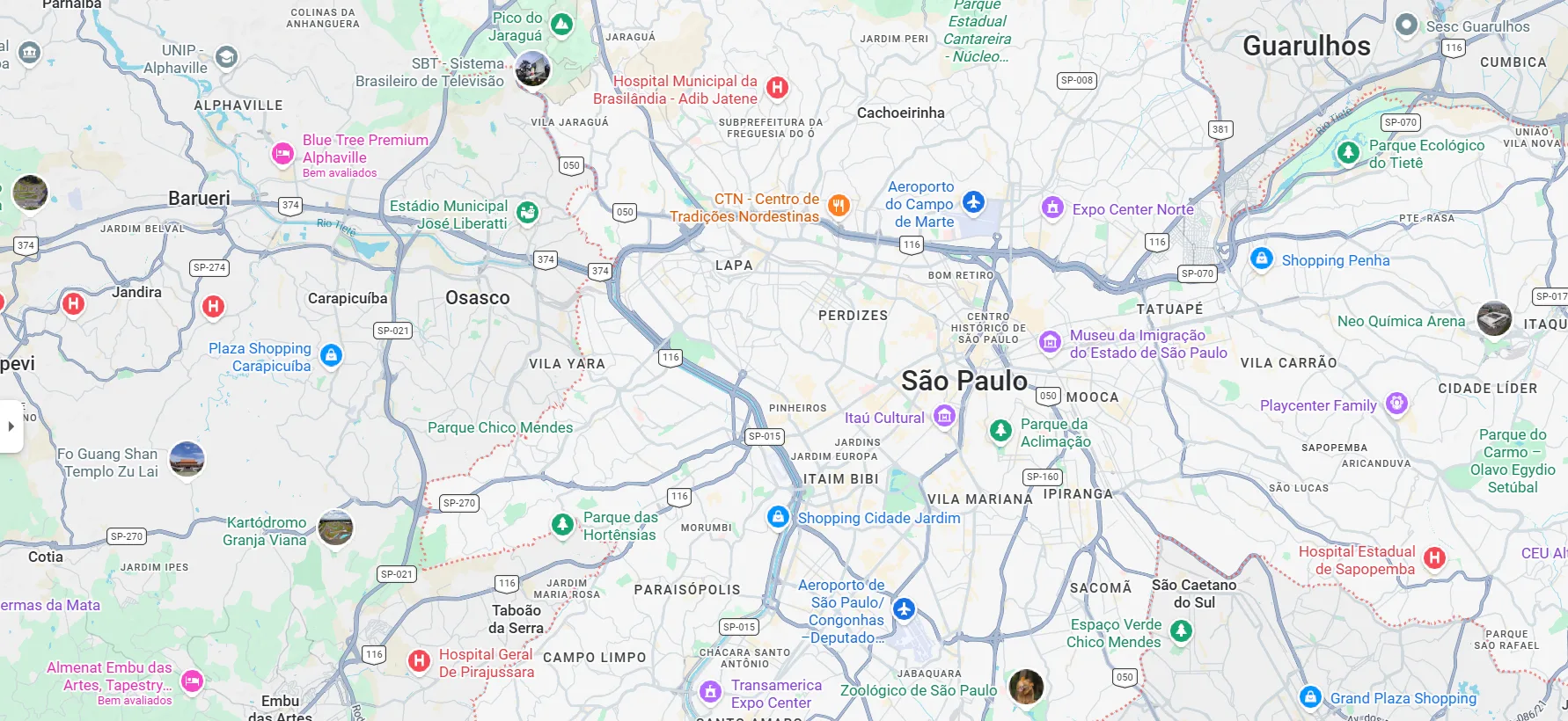Mapa do Google Maps com marcadores de pesquisa local